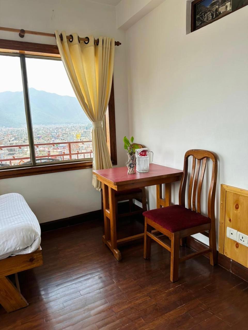 Kathmandu View Hotel Екстер'єр фото